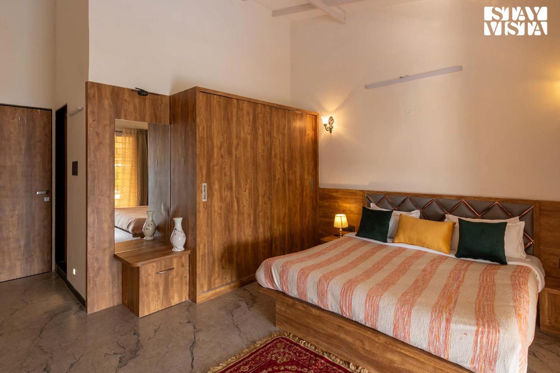 Stayvista'S Harvest Haven - Pool-View Villa With Deck & Machan Near Sula Nashik Exterior foto