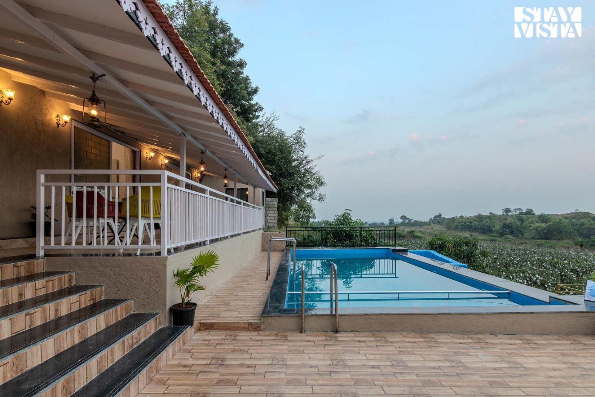 Stayvista'S Harvest Haven - Pool-View Villa With Deck & Machan Near Sula Nashik Exterior foto